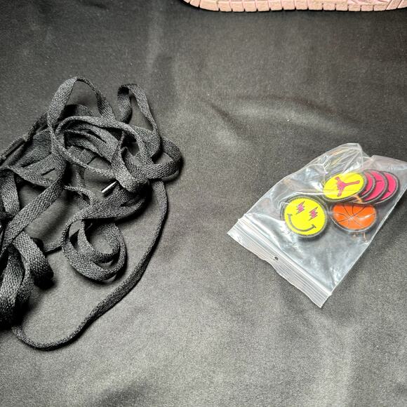 Size 8 - J. Balvin x Air Jordan 1 Retro OG High Colores Y Vibras Men's Shoes - Picture 10 of 10